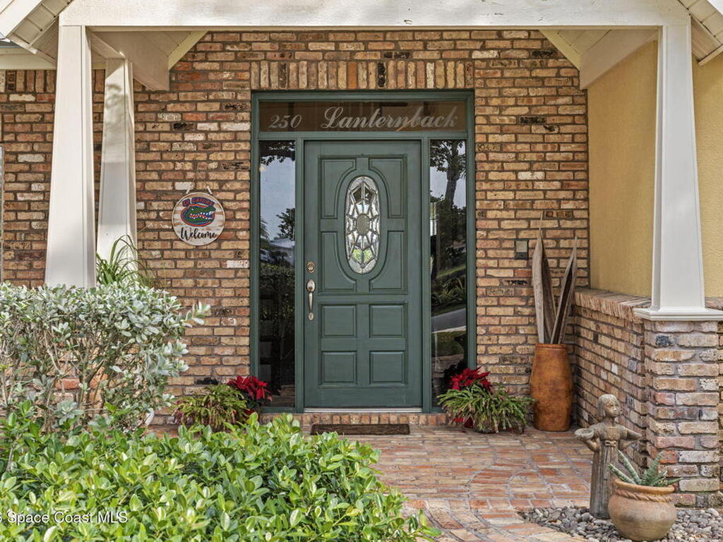250 Lanternback Island Drive, Satellite Beach, FL 32937