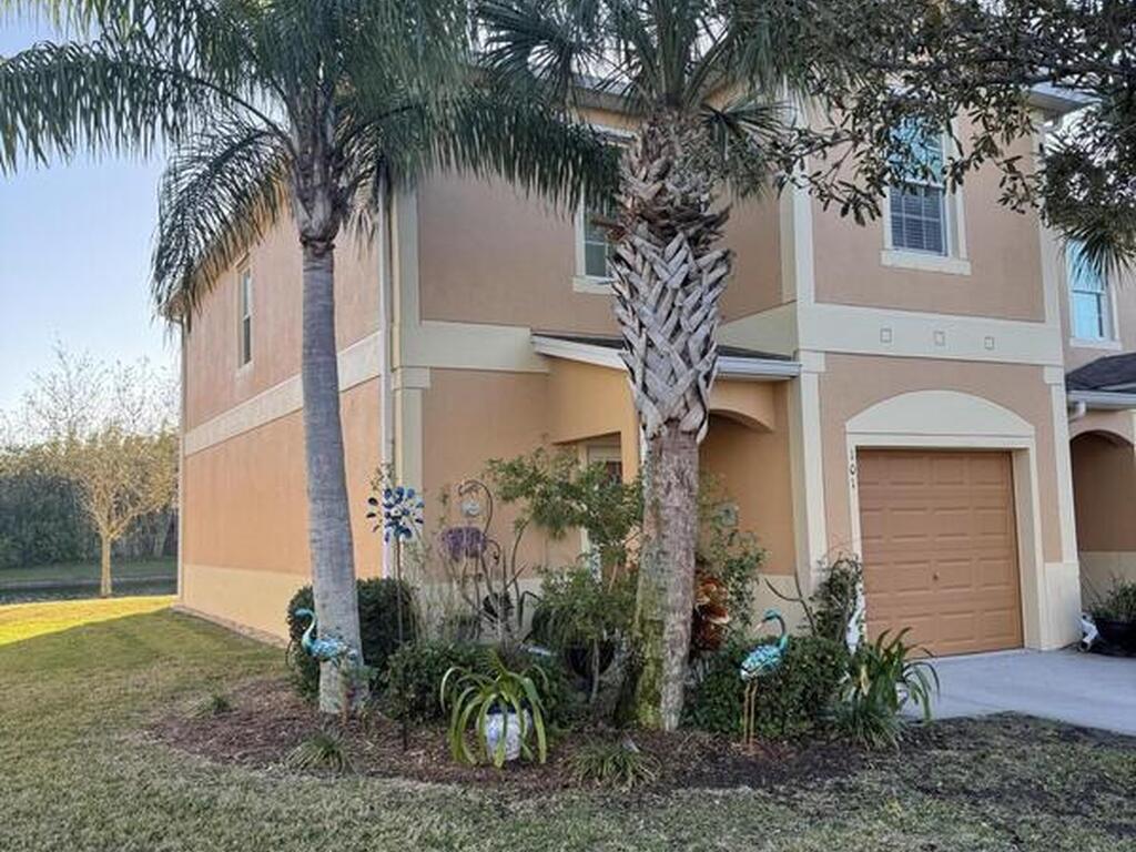 2705 Revolution Street, Melbourne, FL 32935