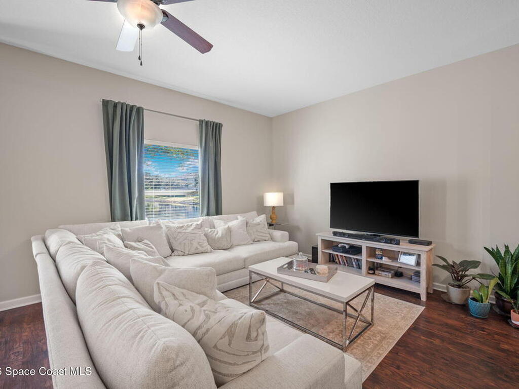 2550 Revolution Street, Melbourne, FL 32935