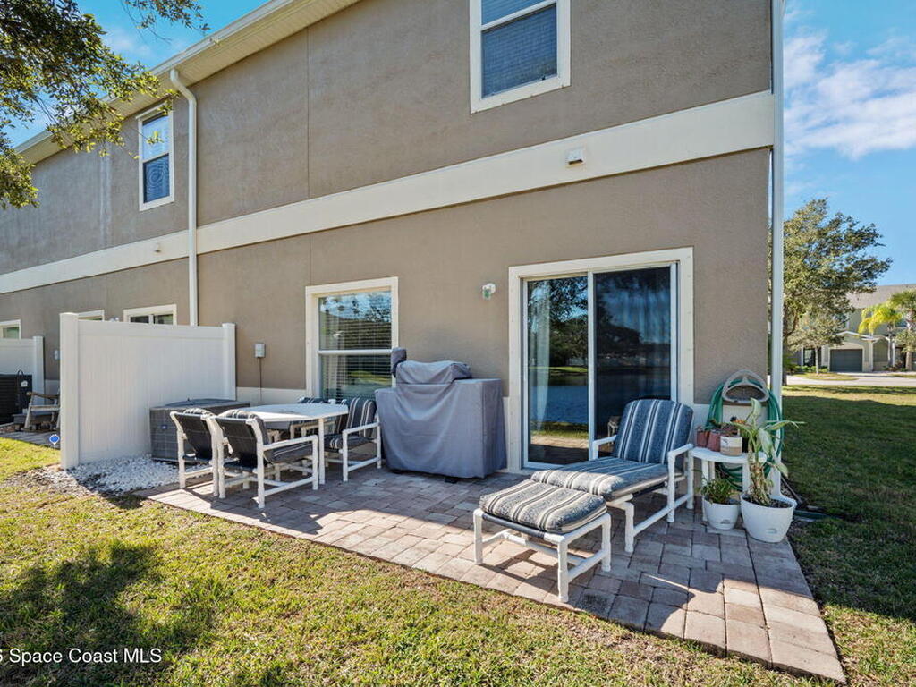 2550 Revolution Street, Melbourne, FL 32935