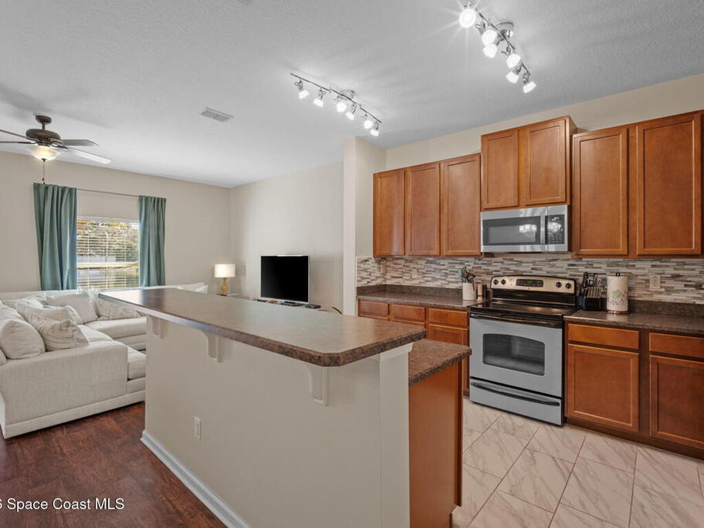 2550 Revolution Street, Melbourne, FL 32935