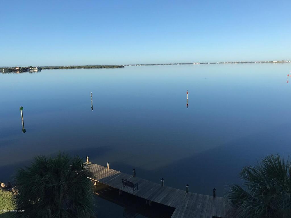 190 Escambia Lane, Cocoa Beach, FL 32931