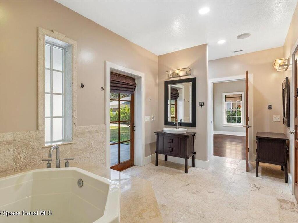 531 Sunset Boulevard, Melbourne Beach, FL 32951