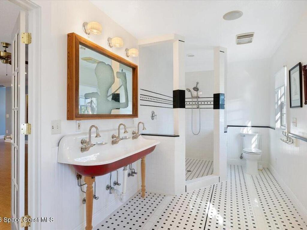 531 Sunset Boulevard, Melbourne Beach, FL 32951