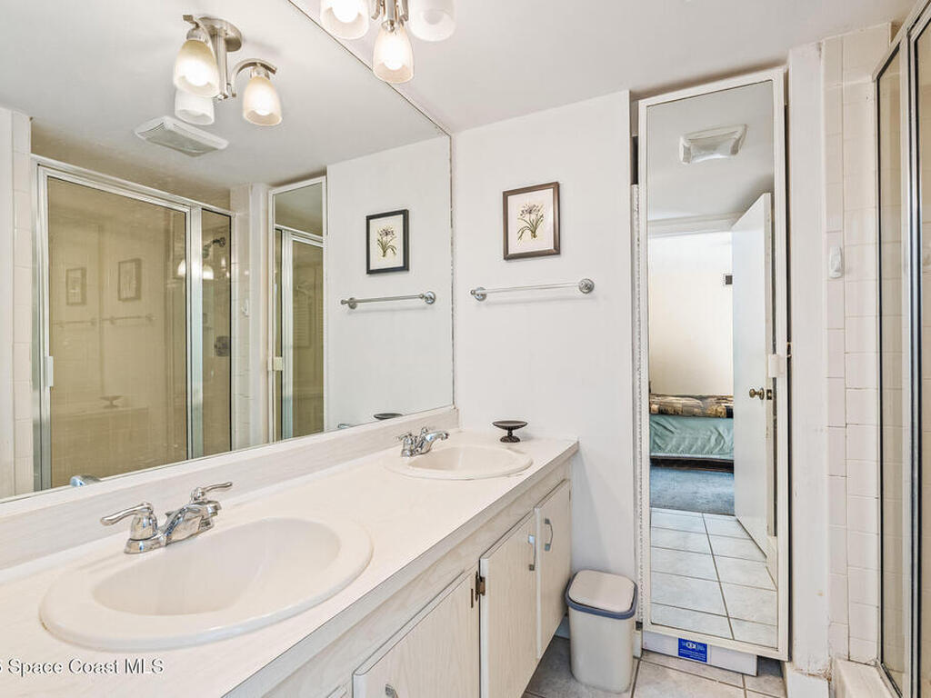 1166 6th Avenue, Vero Beach, FL 32960