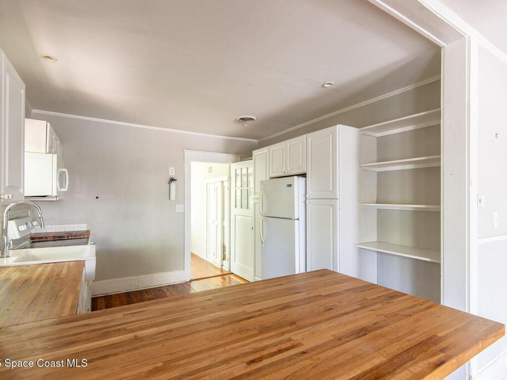 2013 2101 Vernon Place, Melbourne, FL 32901