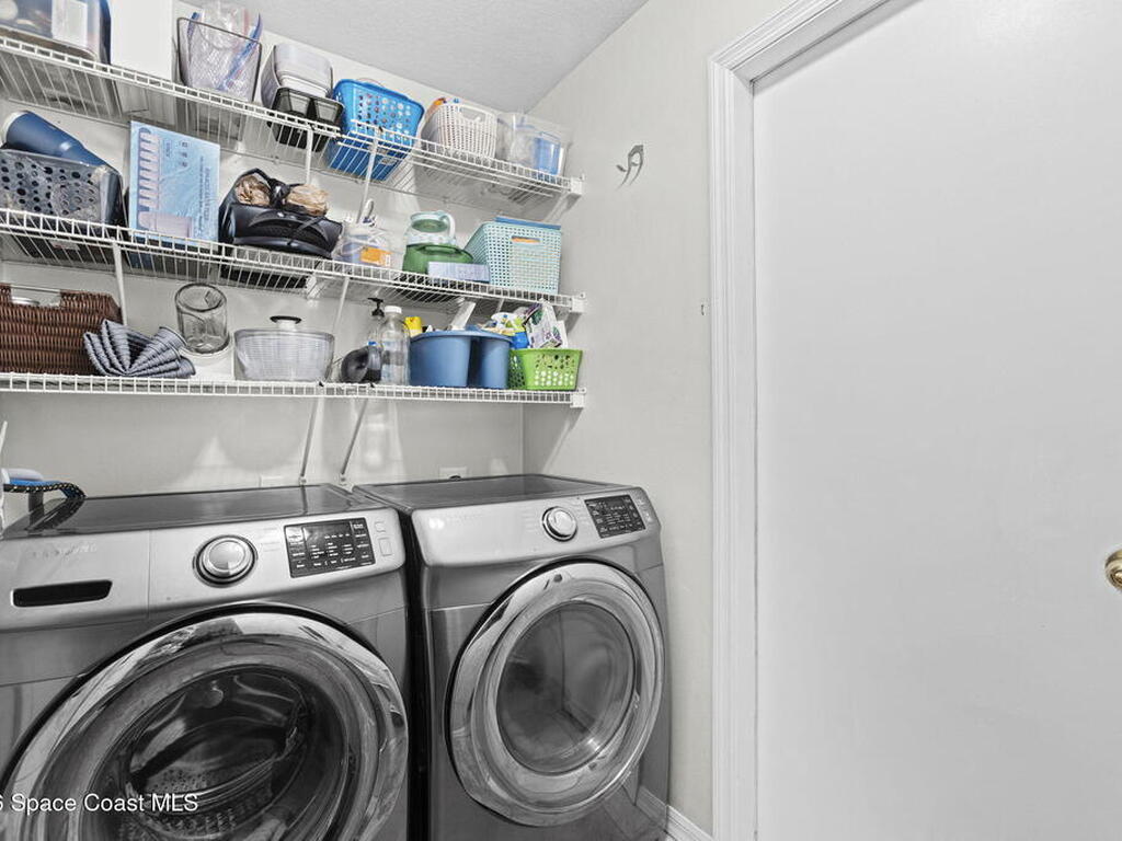 2551 12th Square, Vero Beach, FL 32968