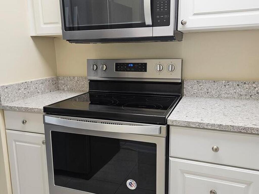 3190 N Atlantic Avenue, Cocoa Beach, FL 32931