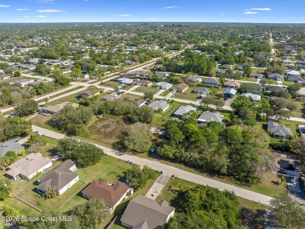 8446 104th Court, Vero Beach, FL 32967