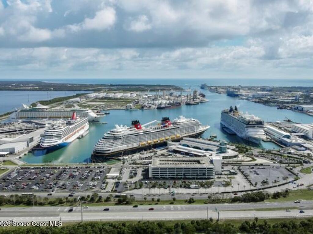 5805 N Banana River Boulevard, Cape Canaveral, FL 32920
