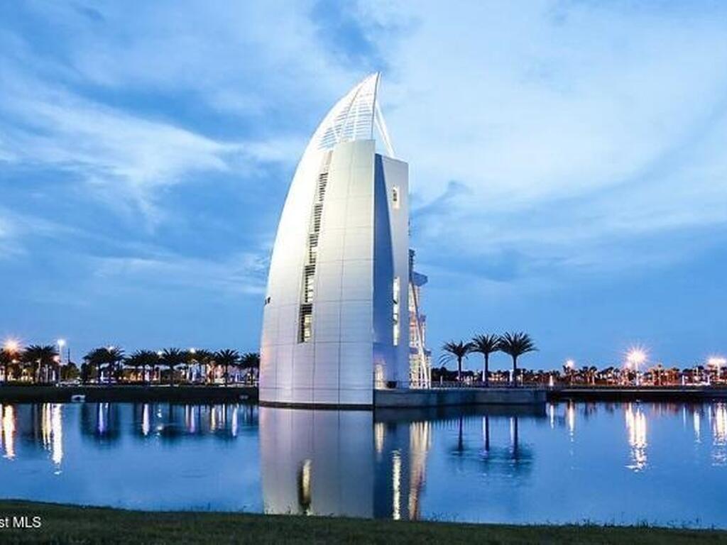 5805 N Banana River Boulevard, Cape Canaveral, FL 32920