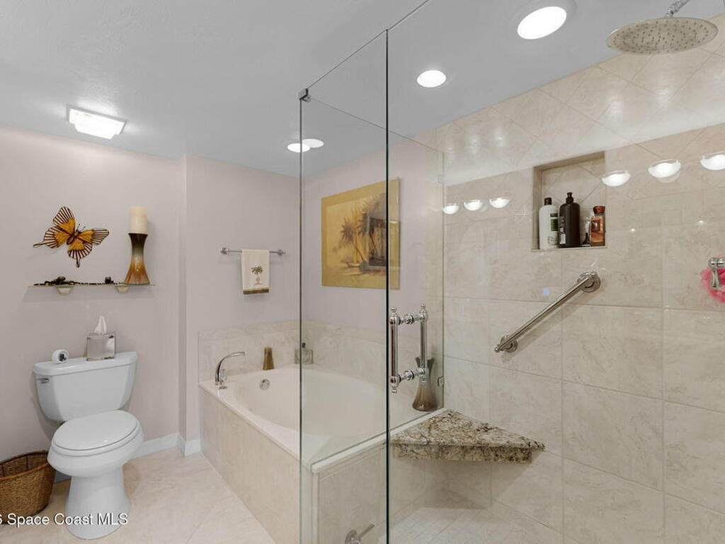 4 Oceans West Boulevard, Daytona Beach Shores, FL 32118