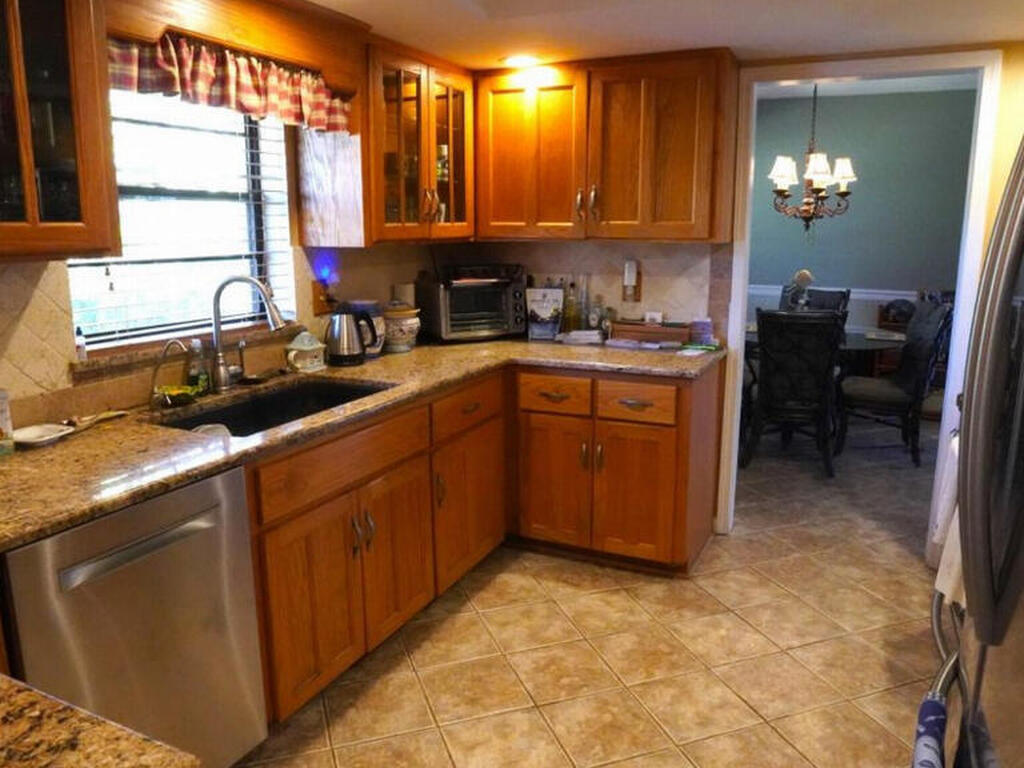 166 23rd Avenue, Vero Beach, FL 32962