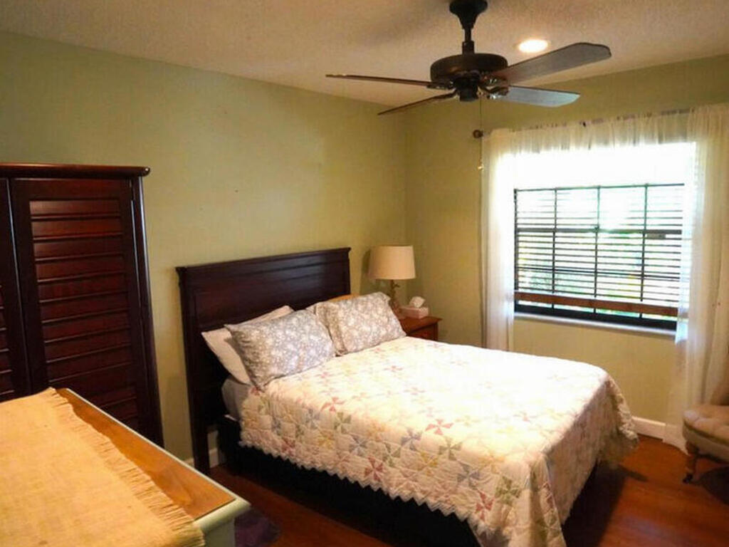 166 23rd Avenue, Vero Beach, FL 32962