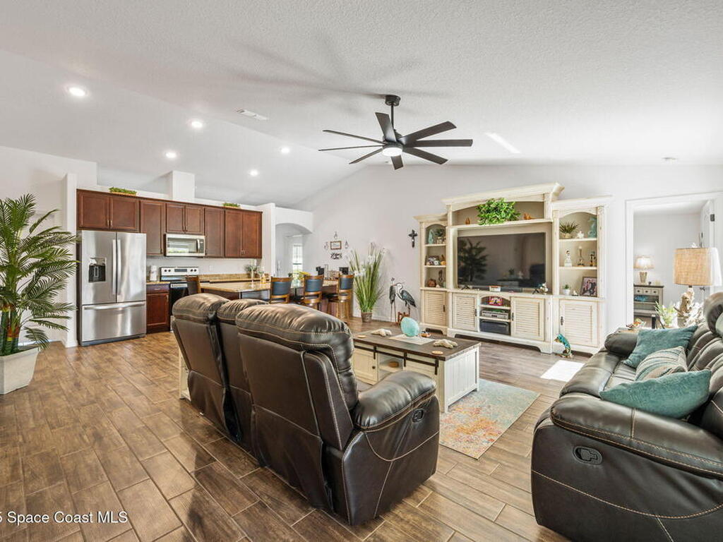 238 Labra Road, Palm Bay, FL 32908