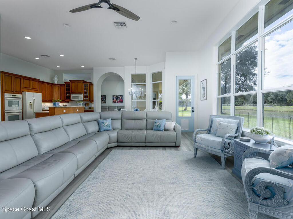 575 Stoney Brook Farm Court, Vero Beach, FL 32968