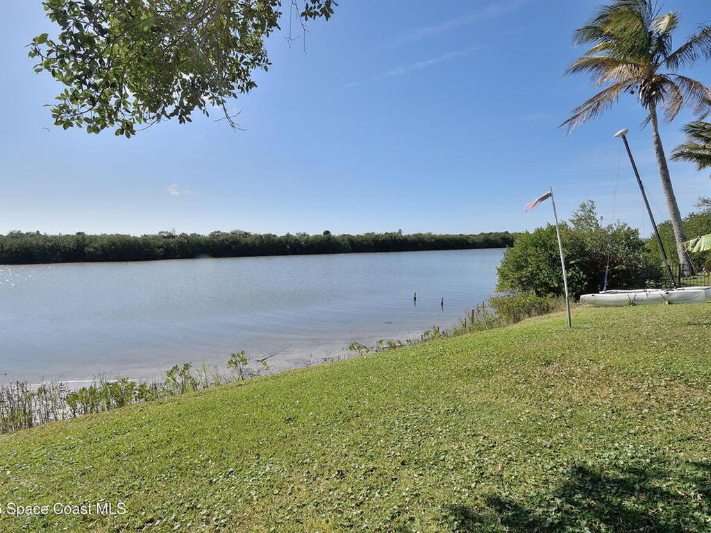 316 Kent Drive, Cocoa Beach, FL 32931