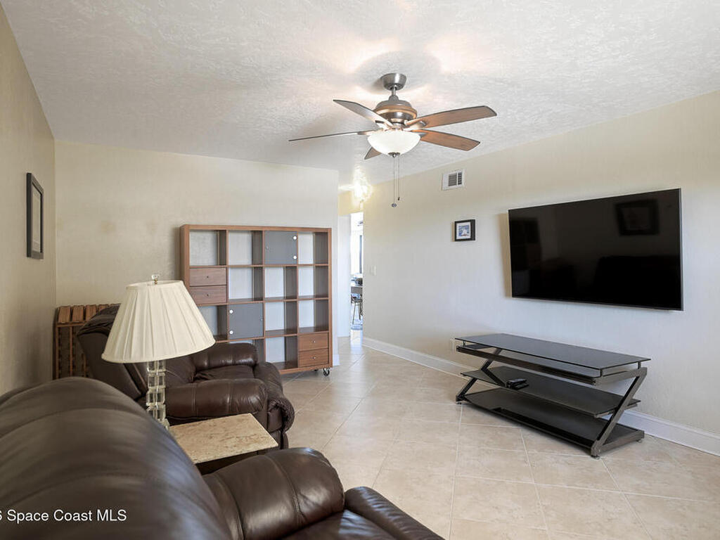 850 N Atlantic Avenue, Cocoa Beach, FL 32931