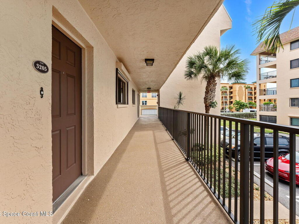 8496 Ridgewood Avenue, Cape Canaveral, FL 32920