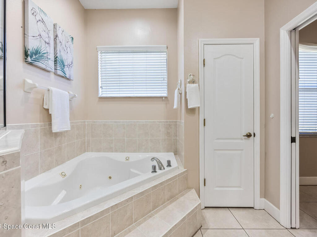 5627 Cypress Creek Drive, Grant, FL 32949