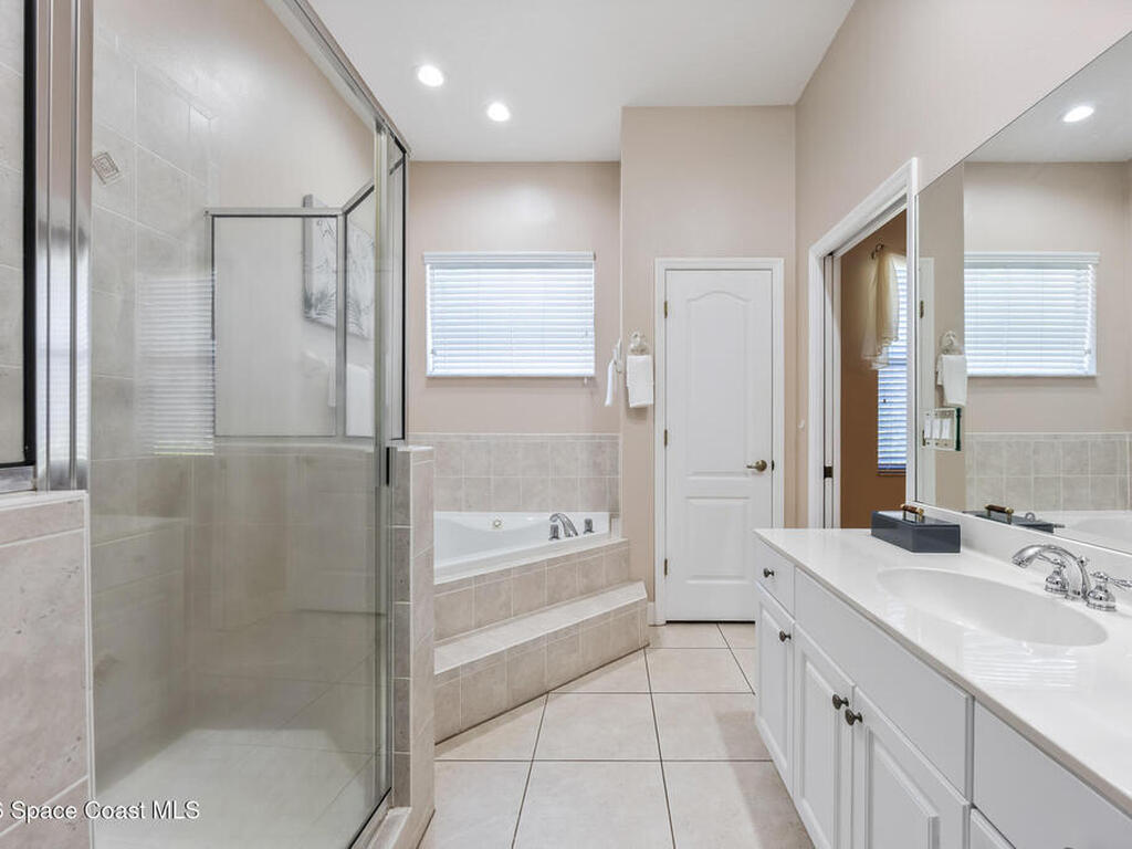 5627 Cypress Creek Drive, Grant, FL 32949