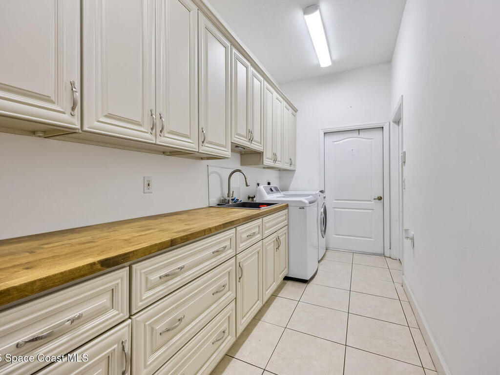 5627 Cypress Creek Drive, Grant, FL 32949