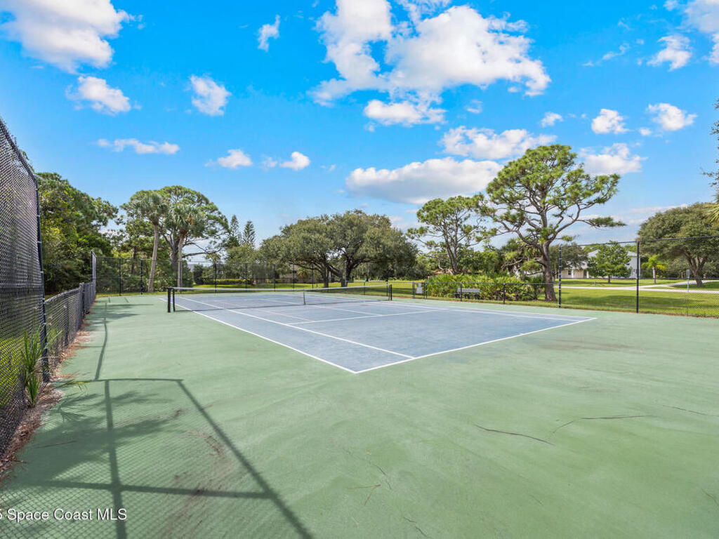 5627 Cypress Creek Drive, Grant, FL 32949