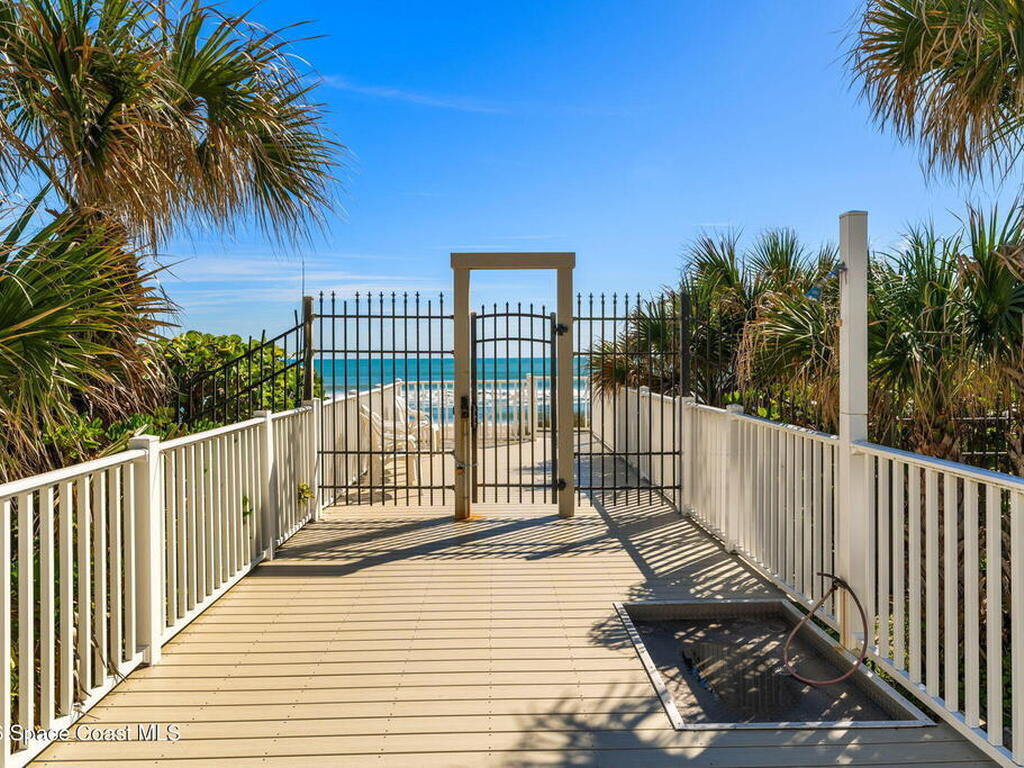 877 N Highway A1a, Indialantic, FL 32903