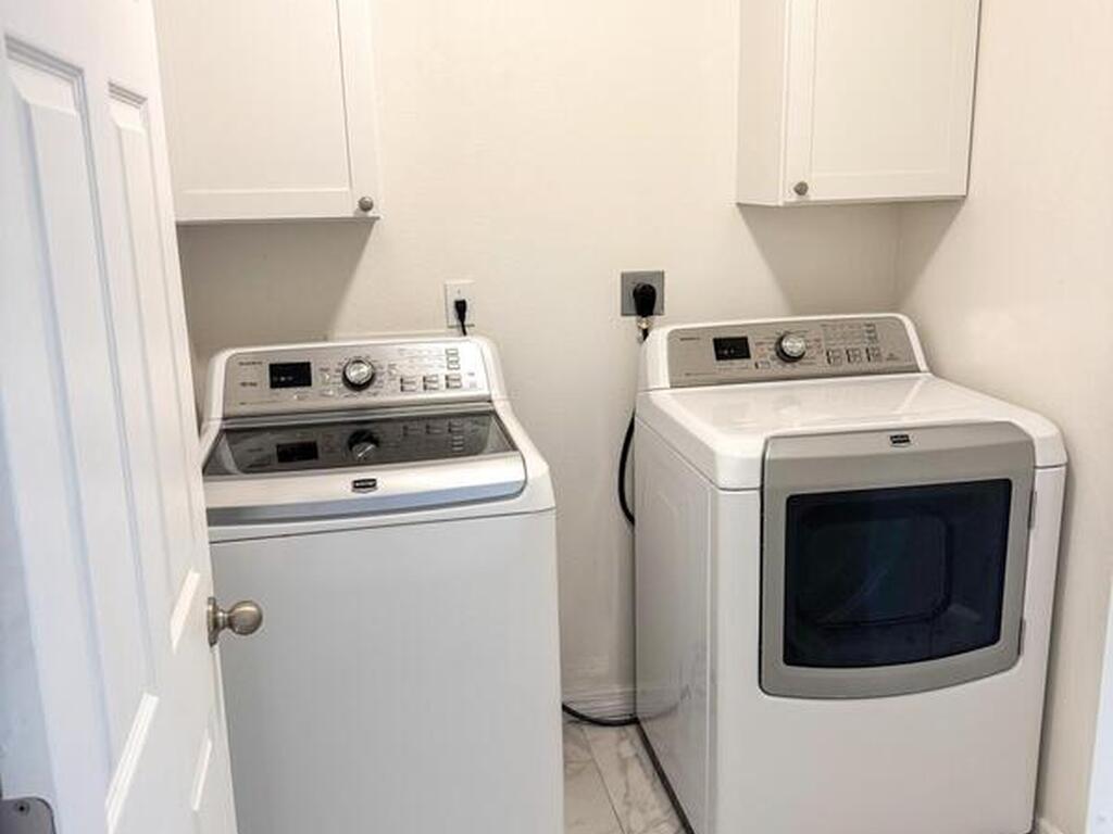 2500 Revolution Street, Melbourne, FL 32935