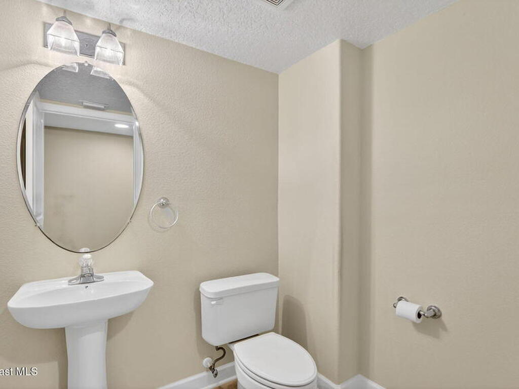 2065 Jimmy Buffett Mem Highway, Indian Harbour Beach, FL 32937