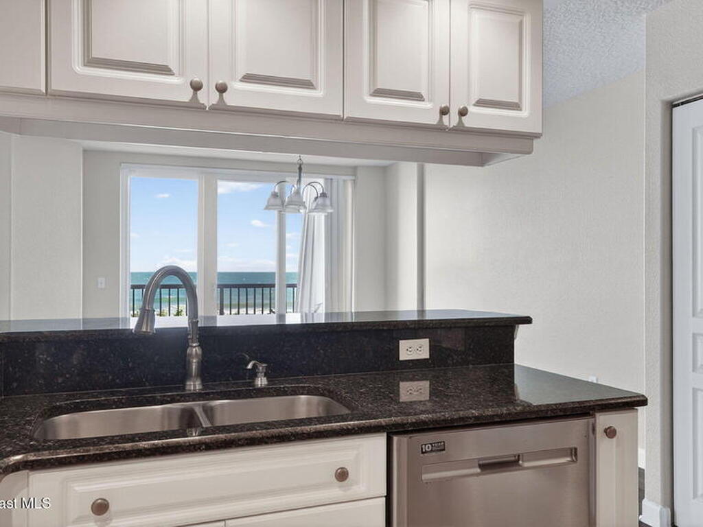 2065 Jimmy Buffett Mem Highway, Indian Harbour Beach, FL 32937