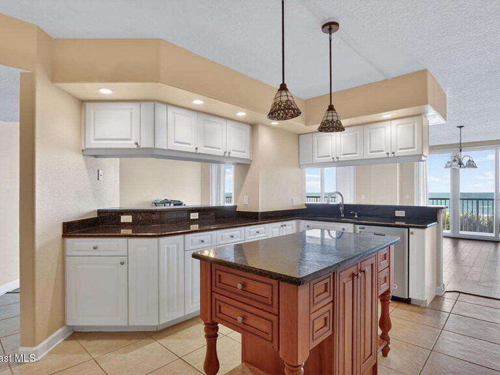 2065 Jimmy Buffett Mem Highway, Indian Harbour Beach, FL 32937