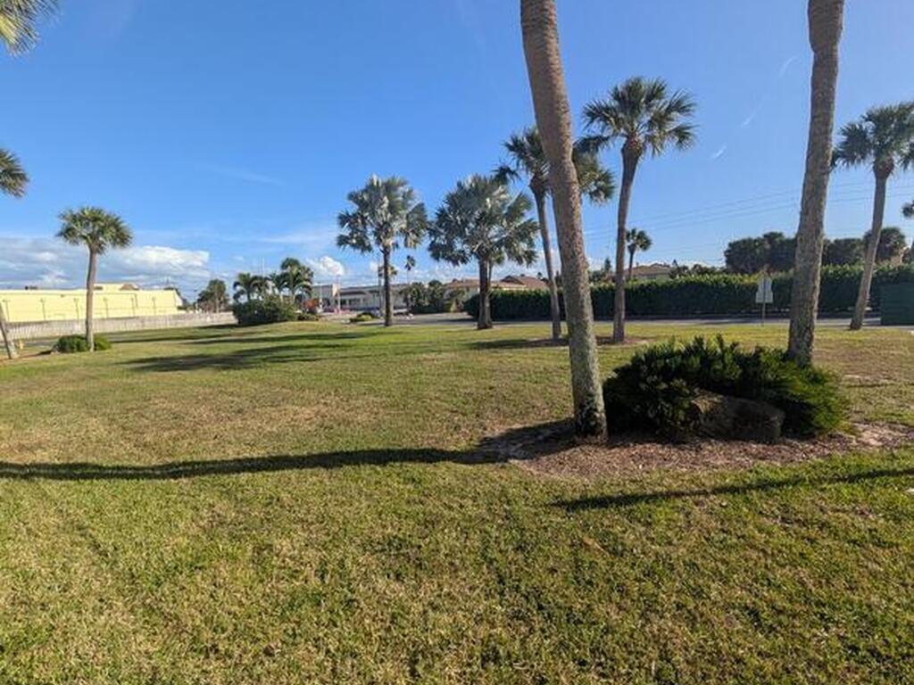 180 Paradise Boulevard, Melbourne, FL 32903