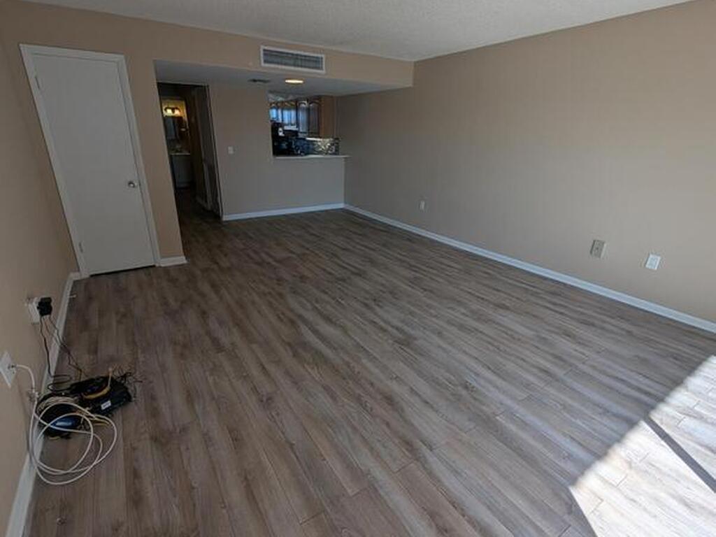 180 Paradise Boulevard, Melbourne, FL 32903