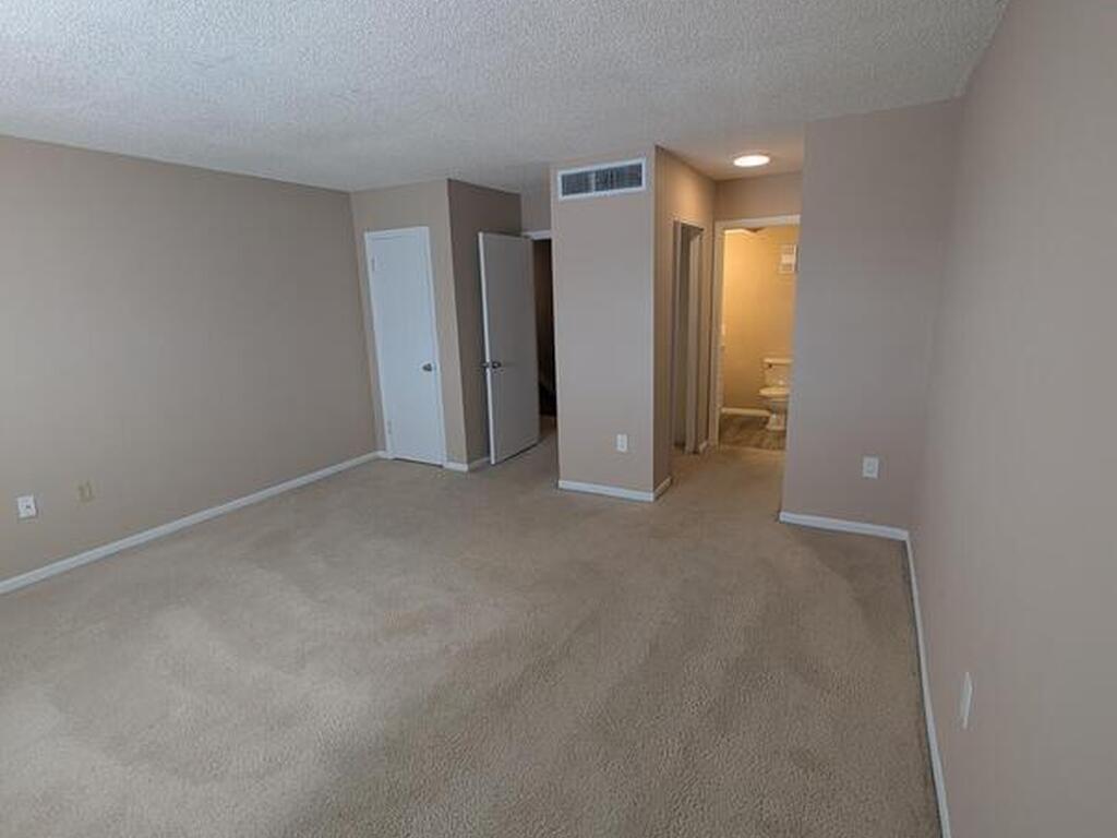 180 Paradise Boulevard, Melbourne, FL 32903