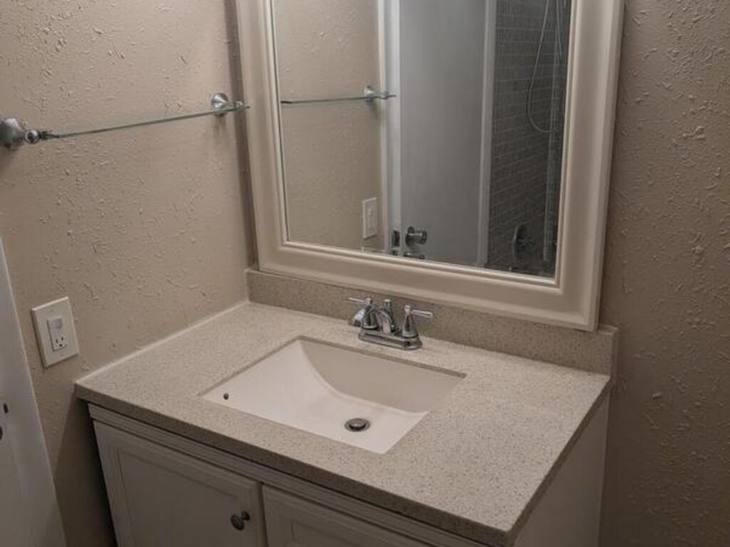 180 Paradise Boulevard, Melbourne, FL 32903