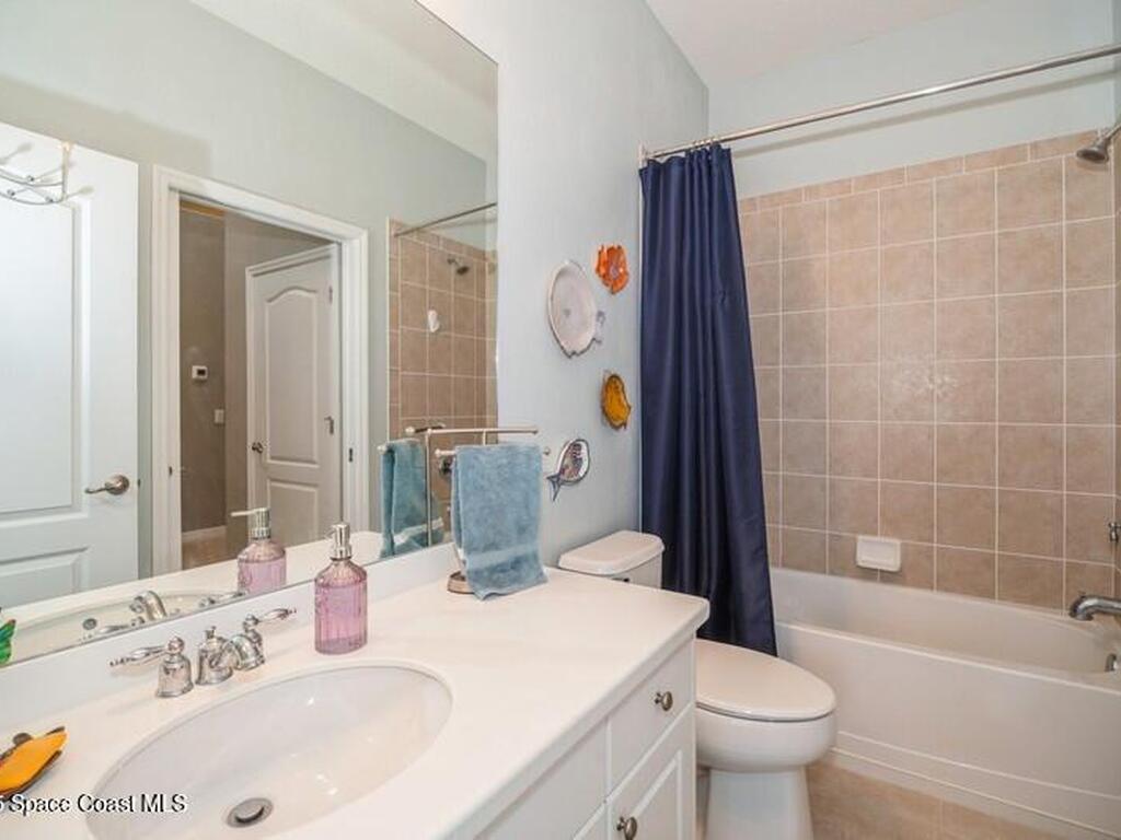 530 Remington Green Drive, Palm Bay, FL 32909