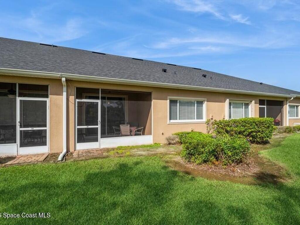 530 Remington Green Drive, Palm Bay, FL 32909