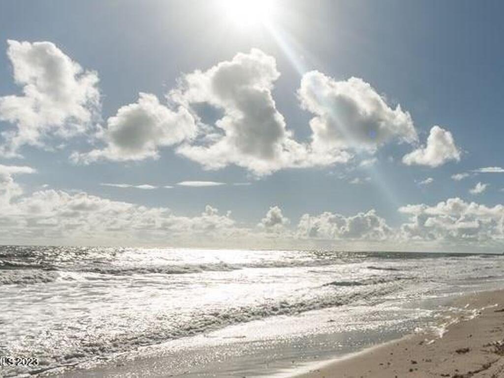 917 Coquina Lane, Vero Beach, FL 32963