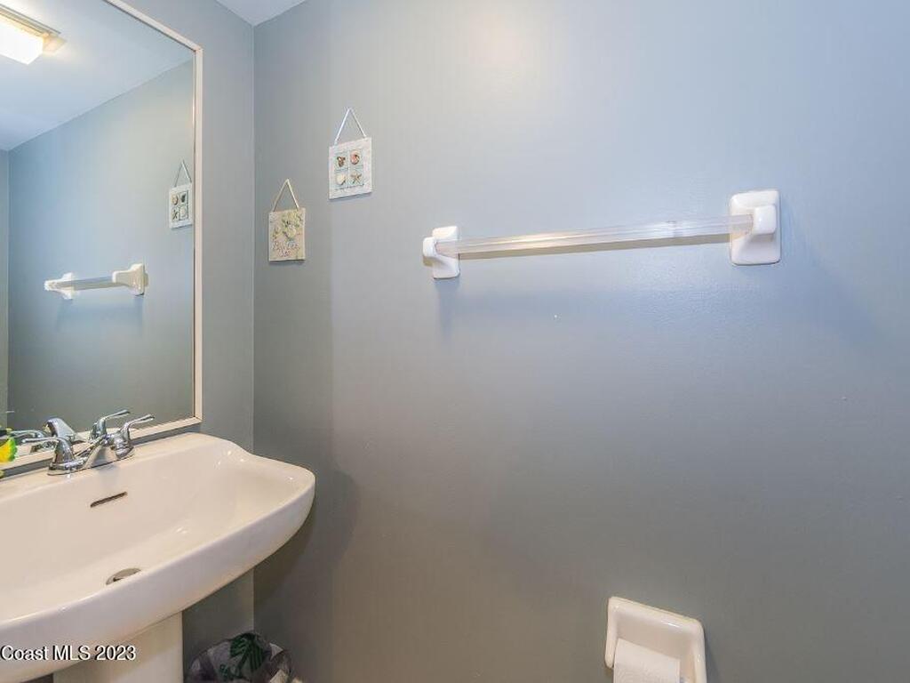 917 Coquina Lane, Vero Beach, FL 32963