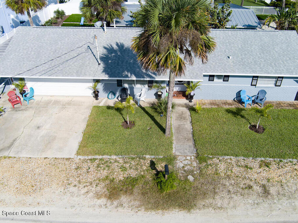 922 Locust Street, New Smyrna Beach, FL 32169