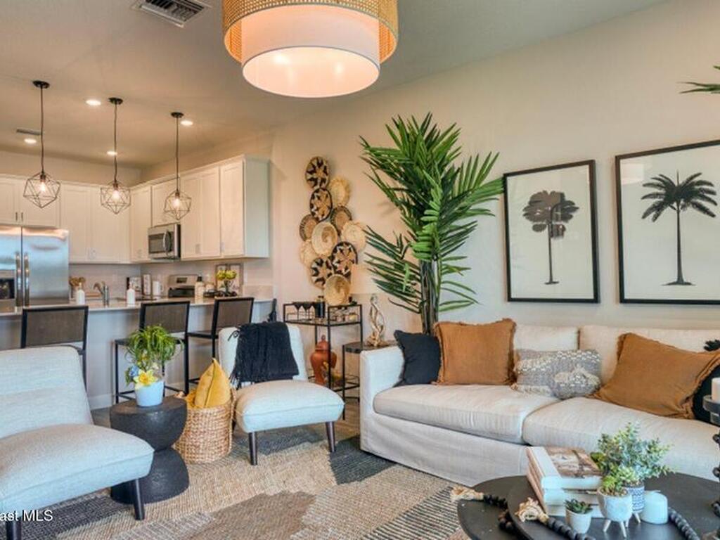 1411 Miraflores Trail, Palm Bay, FL 32907