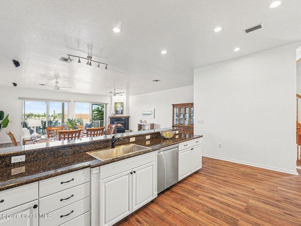 14215 N Bayshore Drive, Madeira Beach, FL 33708