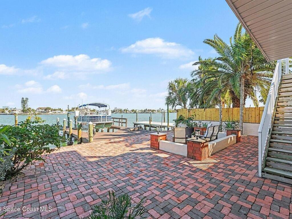 14215 N Bayshore Drive, Madeira Beach, FL 33708