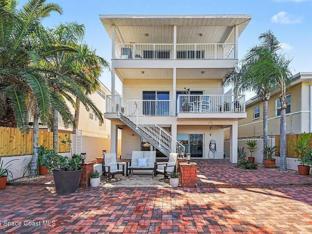 14215 N Bayshore Drive, Madeira Beach, FL 33708