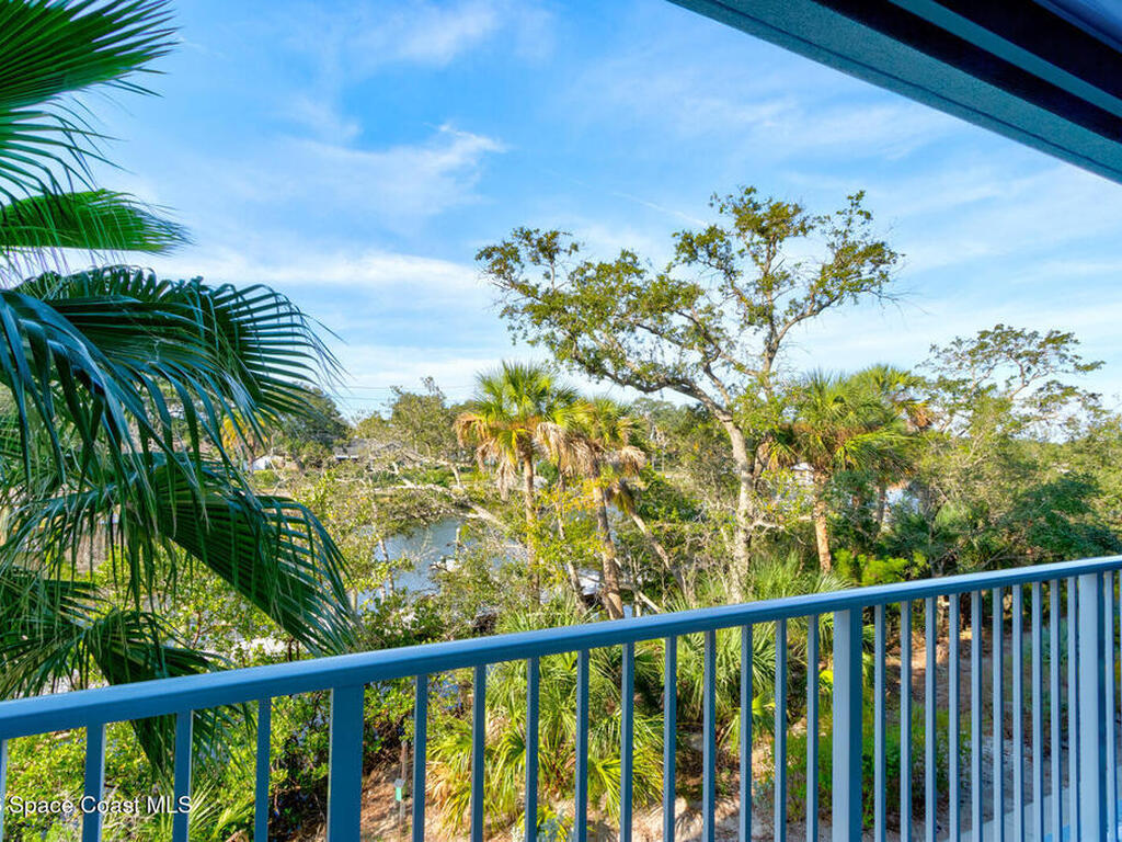 3 Riverwalk Drive, New Smyrna Beach, FL 32169