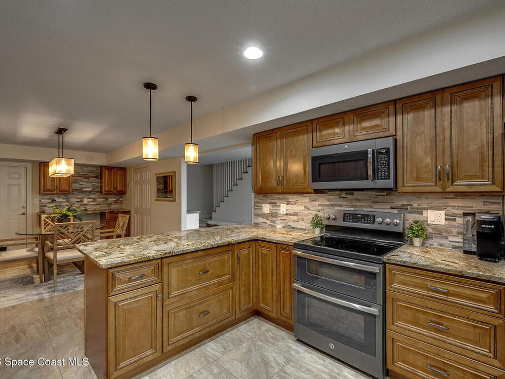 172 Skyline Boulevard, Satellite Beach, FL 32937