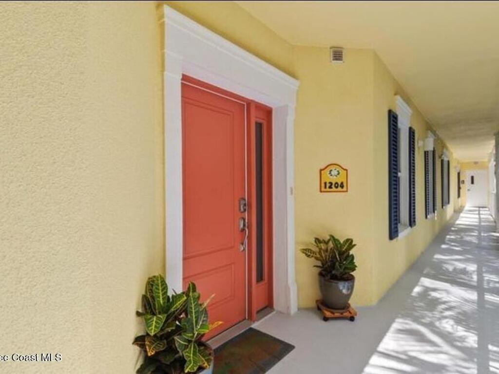 1 Eighth Avenue, Indialantic, FL 32903