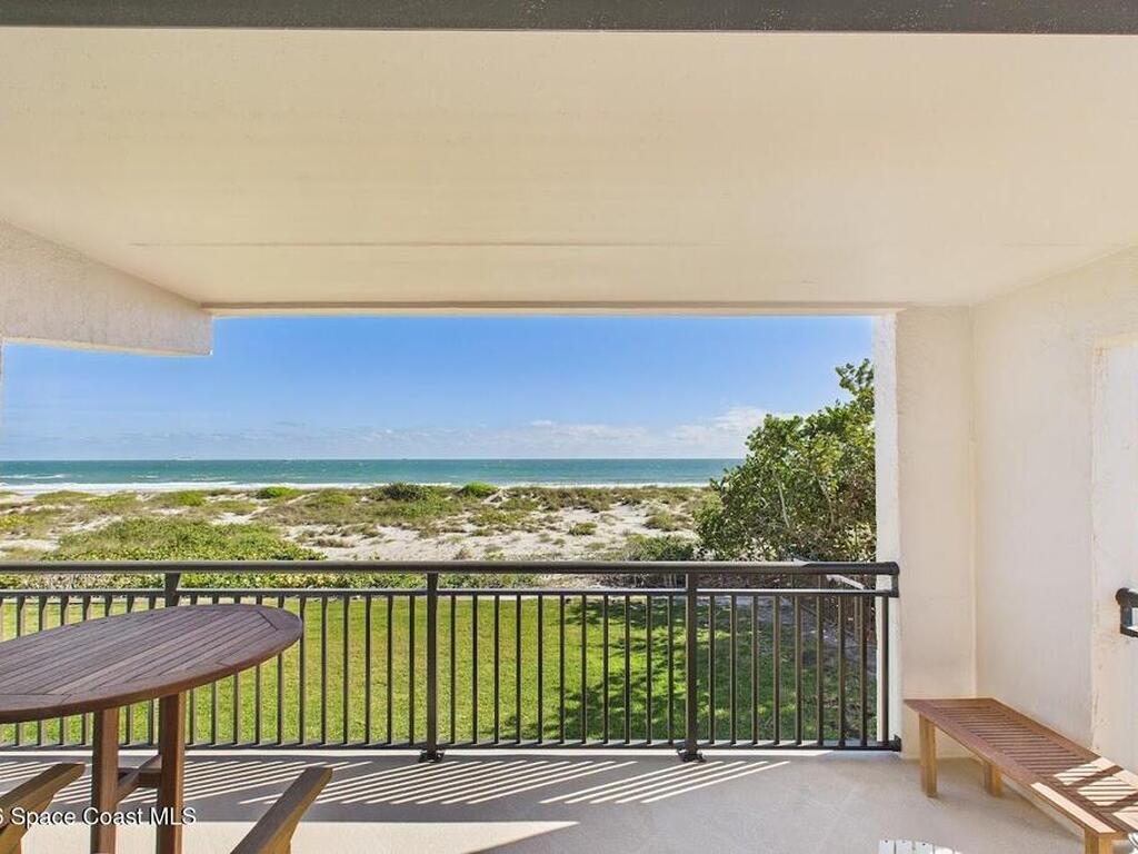 1305 S Atlantic Avenue, Cocoa Beach, FL 32931