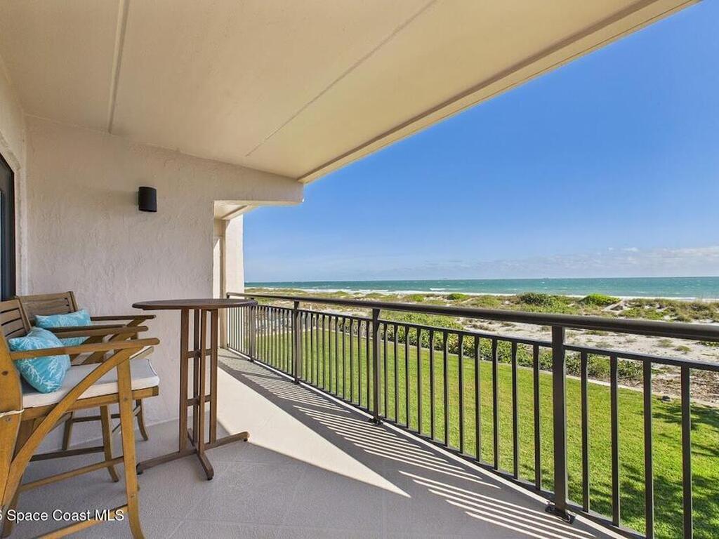 1305 S Atlantic Avenue, Cocoa Beach, FL 32931